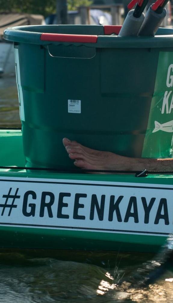 greenkayak, kayak in harbour